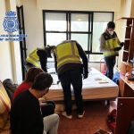 Son siete las personas detenidas por su implicación en el entramado para captar víctimas en el extranjero, trasladarlas engañadas