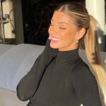 Ashley Marie y su melena dorada brillante.