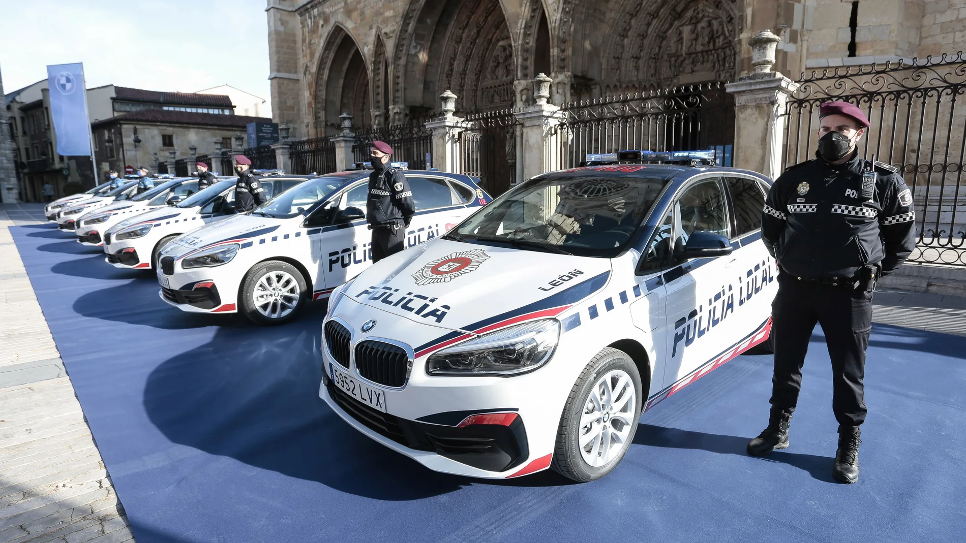 Nuevos vehículos de la Policía Local de León