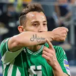 Andrés Guardado con el Betis. EFE/EPA/ANATOLY MALTSEV