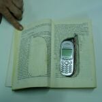 Teléfonos móviles incautados en la prisión de Topas (Salamanca)
