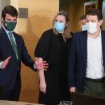 Primera reunión entre el PP y Vox