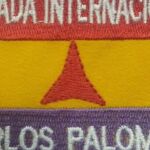 Bandera de los e,lementos de extrema izquierda que se desplazaron a Ucrania para apoyar a los prorrusos