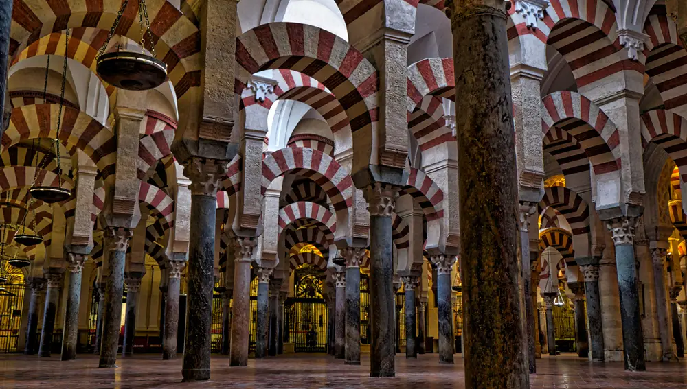 La Mezquita-catedral es uno de los monumentos más visitados
