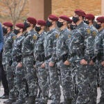 El presidente del Gobierno, Pedro Sánchez, visita en Guadalajara la base operativa del Grupo Especial de Operaciones (GEO)