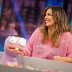 Nuria Roca con jersey rosa en 'El Hormiguero'.