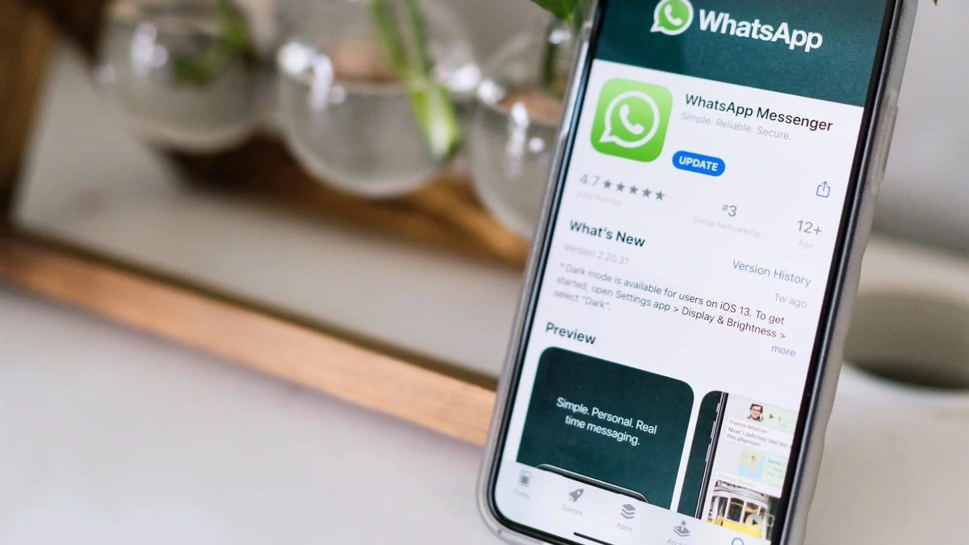 Aplicación de Whatsapp en un móvil.