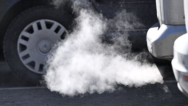 La UE da luz verde a reducir las emisiones contaminantes de la automoción