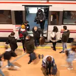 La vía 2, en la estación de Cercanías de Atocha, lugar donde explotaron las primeras bombas