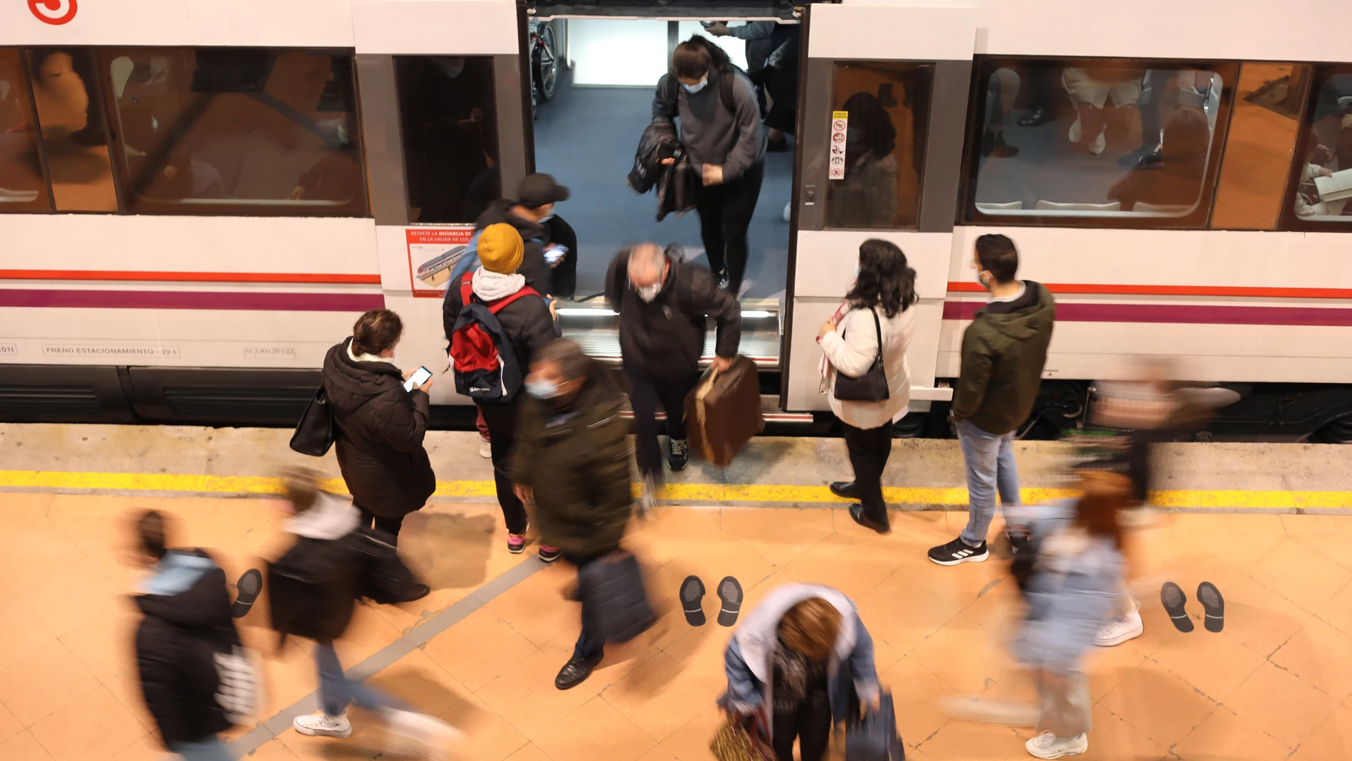 La vía 2, en la estación de Cercanías de Atocha, lugar donde explotaron las primeras bombas
