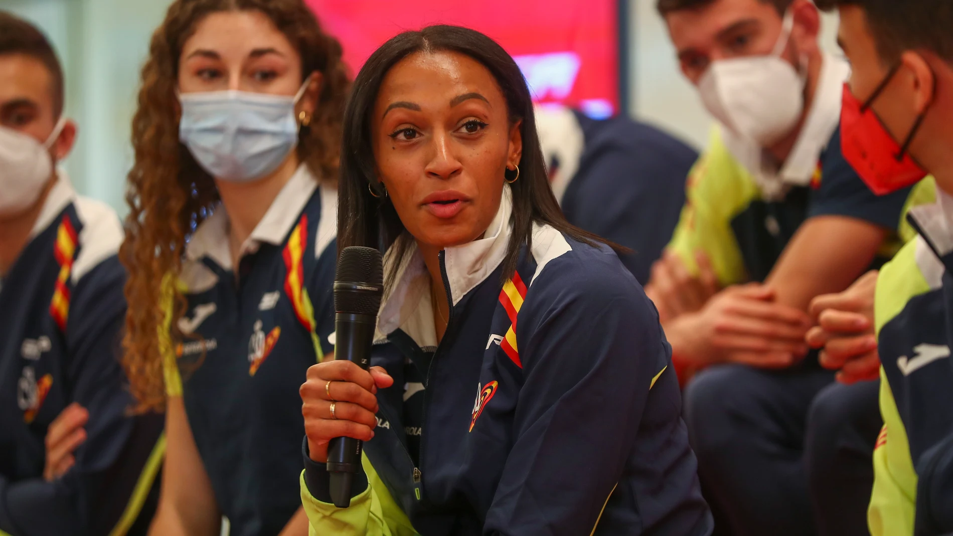 La atleta Ana Peleteiro durante la presentación de la selección española que competirá del 18 al 20 en los mundiales en pista cubierta de Belgrado,