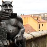 Estatua del diablo Segodeus en Segovia