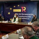 La delegada del Gobierno se reúne con sectores afectados por las acciones violentas de grupos al transporte de mercancías