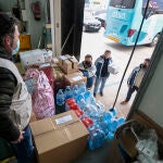 Los empresarios leoneses David de la Riva y Javier Colino fletan autobuses con ayuda humanitaria para Ucrania que regresarán con ucranianos que tengan familiares residentes en España y crean una asociación para canalizar la ayuda necesaria