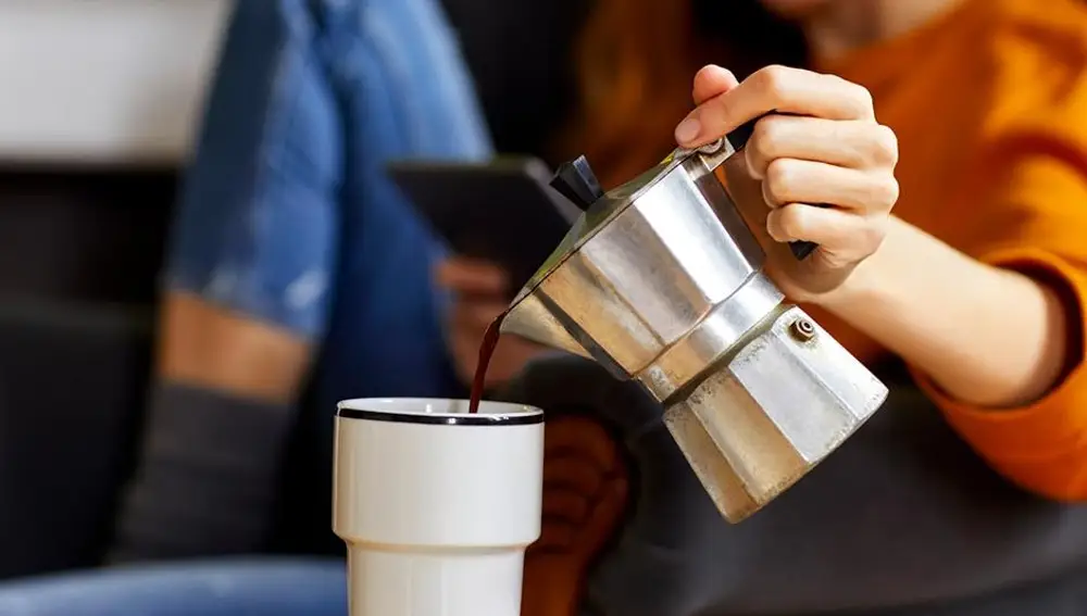 Tomar café solo en ayunas, 30 minutos antes de hacer deporte, ayuda a la pérdida de grasa