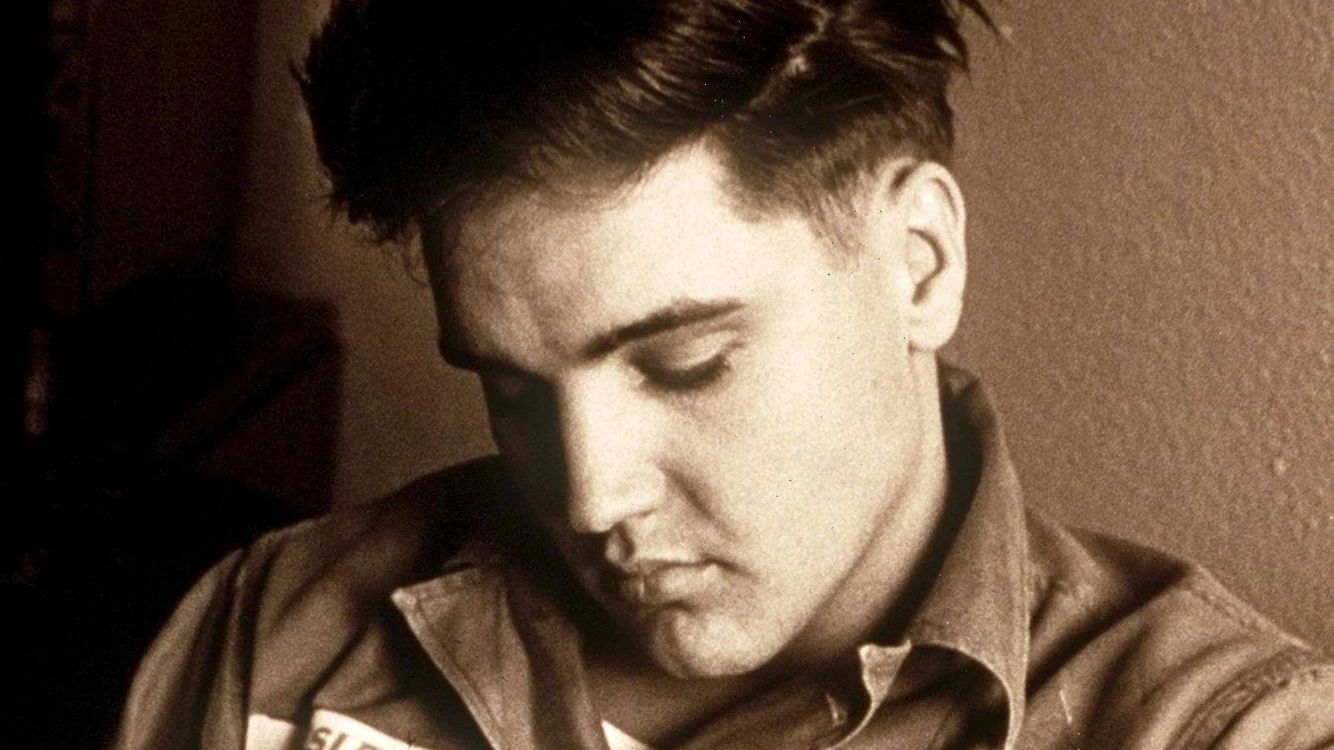 Elvis Presley durante su etapa como soldado de Estados Unidos
