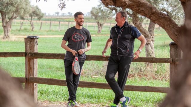Imagen de David Broncano y Bertín Osborne en la finca de este último