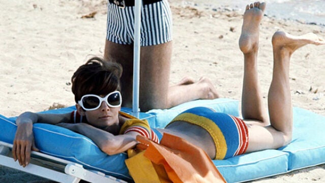 Fotograma de la película DOS EN LA CARRETERA, de Stanley Donen