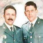 José de Jesús Encinas en una foto con su padre