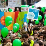 Alrededor de 10.000 de personas de toda España se dieron cita ayer en el centro de Madrid para decir «sí a la vida»