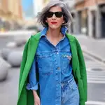 Carmen Gimeno con la cazadora vaquera de Zara.