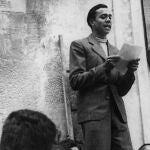 En mayo de 1940 lo juzgaron y condenaron a muerte, en consejo de guerra