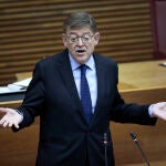 El presidente de la Generalitat, Ximo Puig, en el pleno de Les Corts