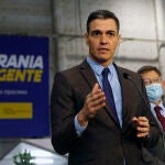El Presidente del Gobierno, Pedro Sánchez, junto al president de la Generalitat, Ximo Puig