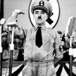 Chaplin, en "El gran dictador"