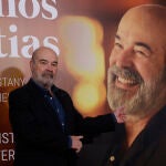 El actor Antonio Resines posa durante la presentación de la serie 'Sentimos las molestias' en el Teatro Real de Madrid este lunes.
