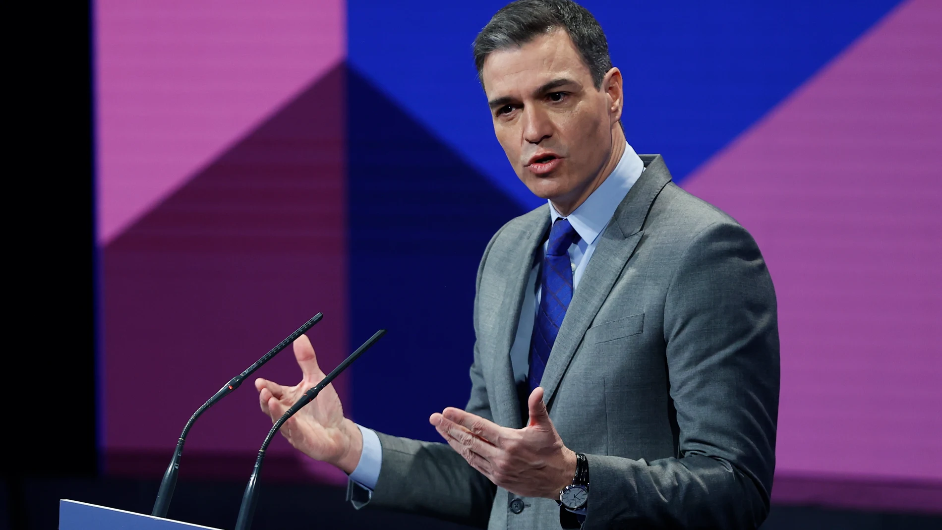 El presidente del Gobierno, Pedro Sánchez, durante la inauguración del II foro económico "Wake Up, Spain!, en Casa América, en Madrid