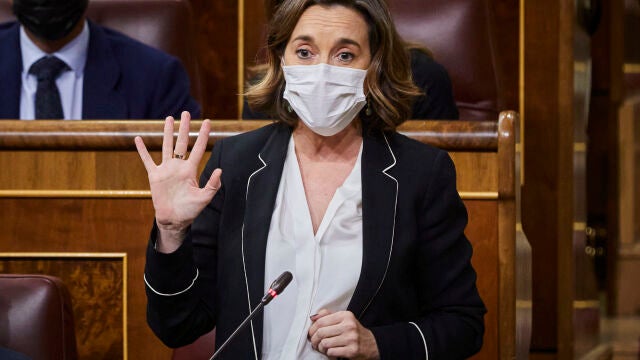 La portavoz del PP en el Congreso y nueva secretaria general del partido, Cuca Gamarra, durante el pleno del Congreso de los Diputados celebrado este miércoles en Madrid.