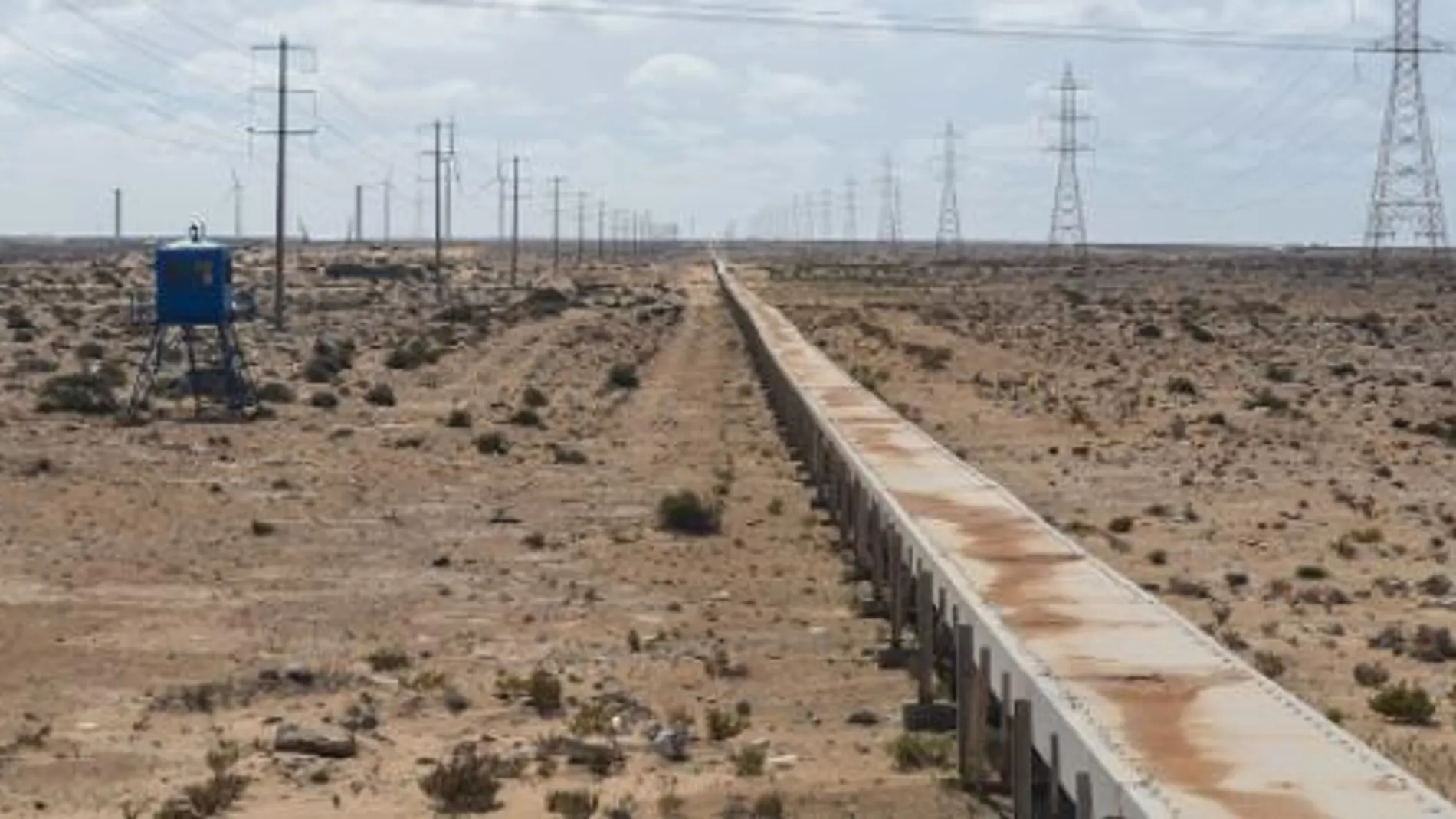 Foto de archivo de la cinta transportadora de Bu Craa contra la wque el Polisario atentó en varias ocasiones con el resultado de algunas víctimas
