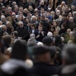 El presidente de Francia y el candidato a las elecciones, Emmanuel Macron, da un discurso electoral este martes en la plaza de la ciudad de Spézet, oeste de Francia.