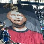 La imagen de Putin ahorcado en las gradas del Legia de Varsovia