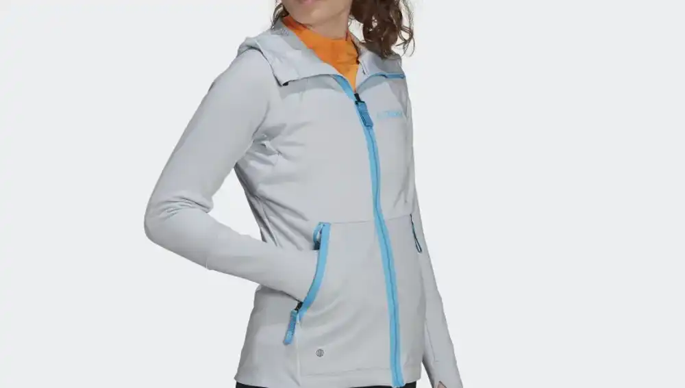 La mejor ropa de montaña de Adidas