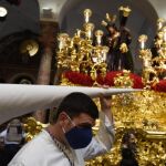 Un nazareno de la Candelaria, en la parroquia de San Nicolás de Sevilla