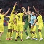 Los jugadores del Villarreal celebran su triunfo