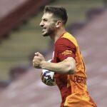 Halil Dervisoglu con el Galatasaray.
