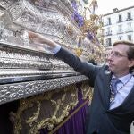 Almeida participa en la procesión de Jesús el Pobre y María Santísima de Dulce Nombre AYUNTAMIENTO MADRID 14/04/2022