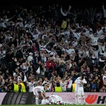 Jordi Évole ha criticado que la grada del Camp Nou estuviese llena de aficionados rivales en el Barcelona-Eintracht