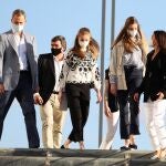 La Familia Real en el centro de atención, acogida y derivación de refugiados Ucraniano. Ep