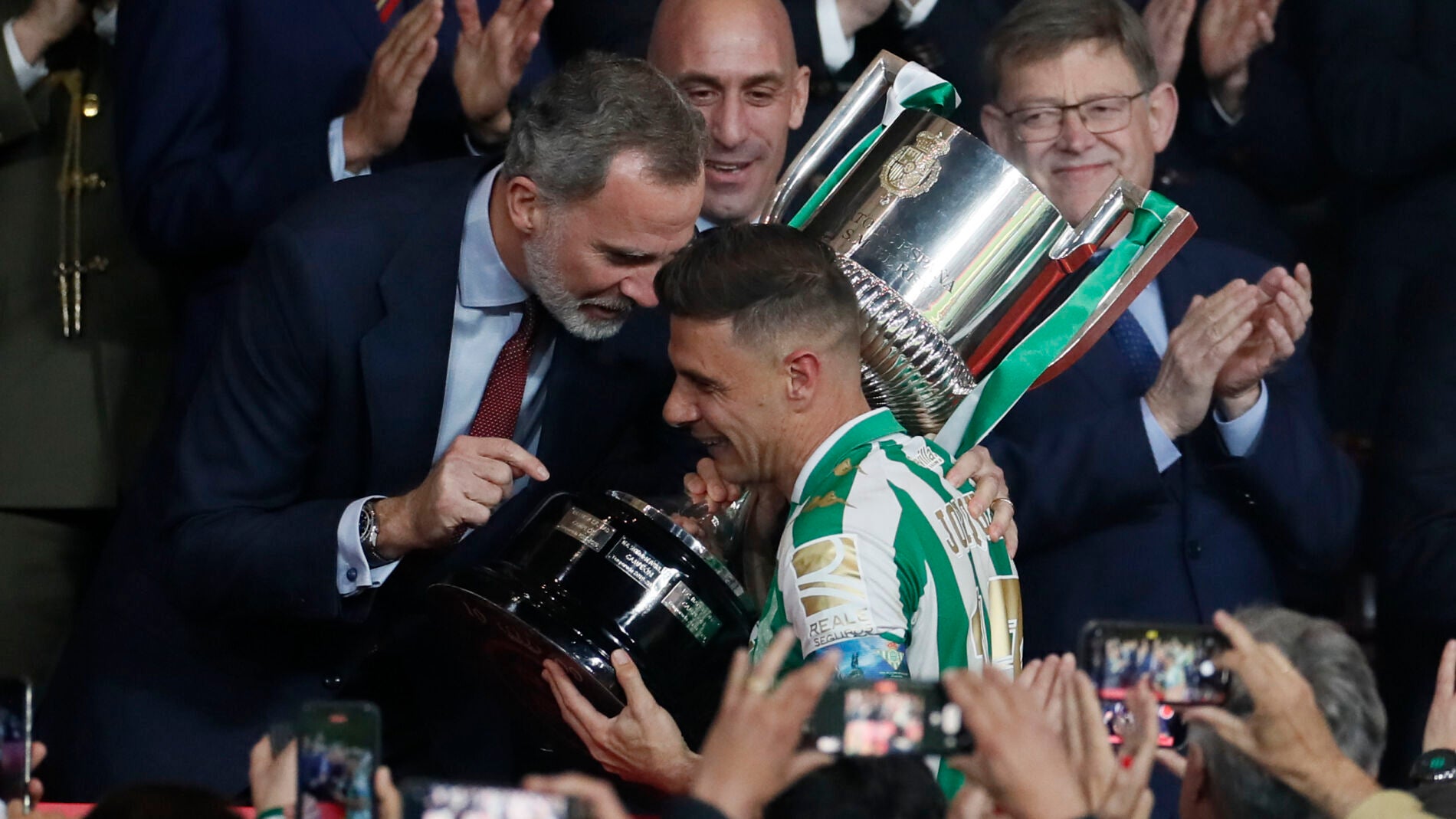 Joaquín, campeón de la Copa del Rey diecisiete años después