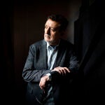 Entrevista a Manolo Garcia por la presentación de los dos nuevos discos que salen a la venta el 29 de Abril.