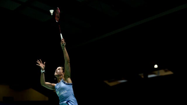 La española Carolina Marín durante su encuentro ante la ucraniana Mariya Ulitina de octavos de final del Europeo de Bádminton de Madrid