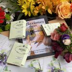 “La Violeta Lolín” con motivo del Día de la Madre acompaña a la compra un producto de Prada y una novela de Lola Sorian