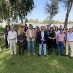 Modesto González, en el centro, fue elegido candidato de Andaluces Levantaos. ANDALUCES LEVANTAOS