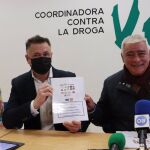 Paco Mena (a la derecha), presidente de la Coordinadora Alternativa del Campo de Gibraltar