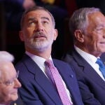 Felipe VI durante el encuentro de COTEC en Portugal esta semana