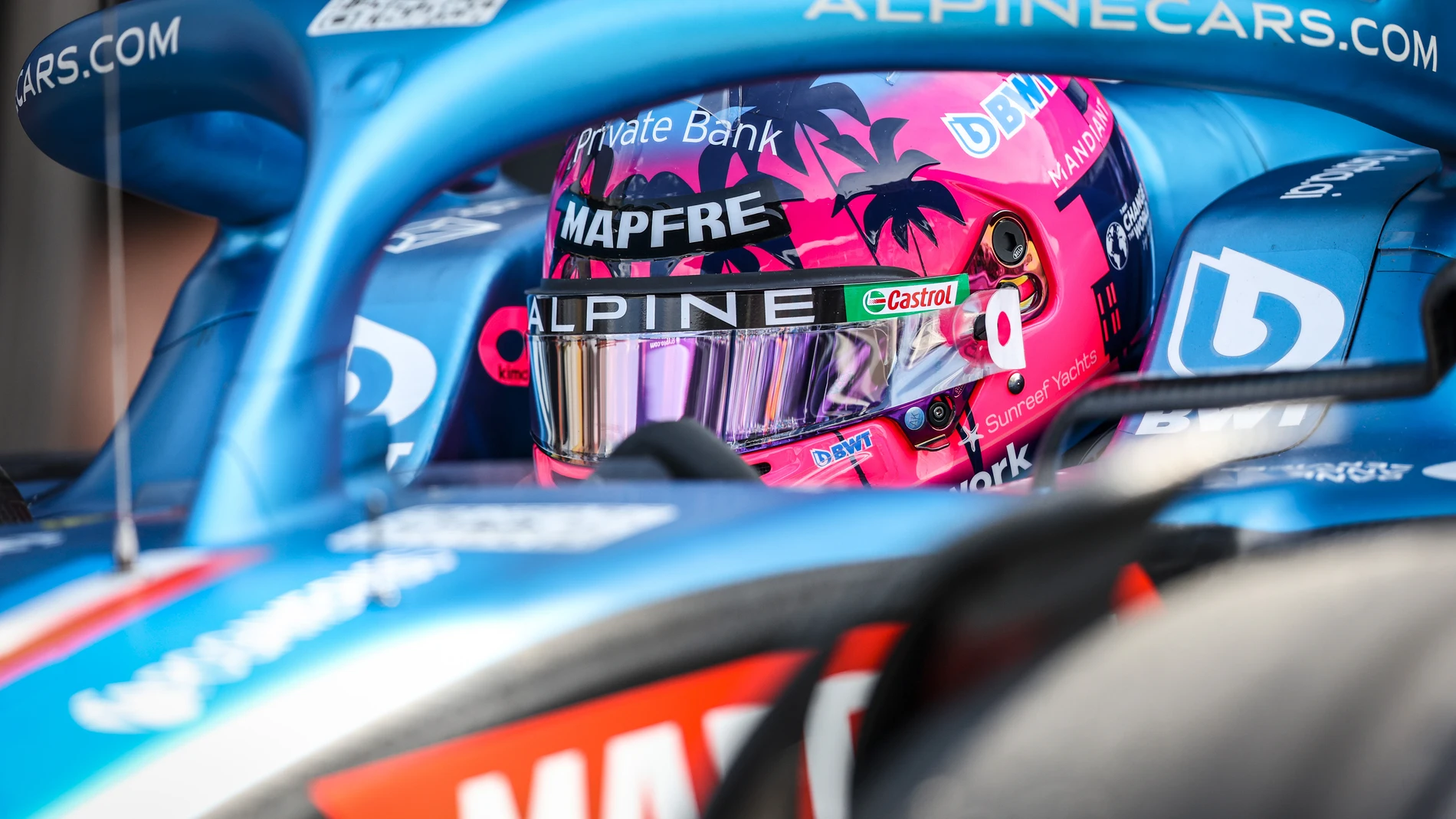 Fernando Alonso, al volante de su Alpine.